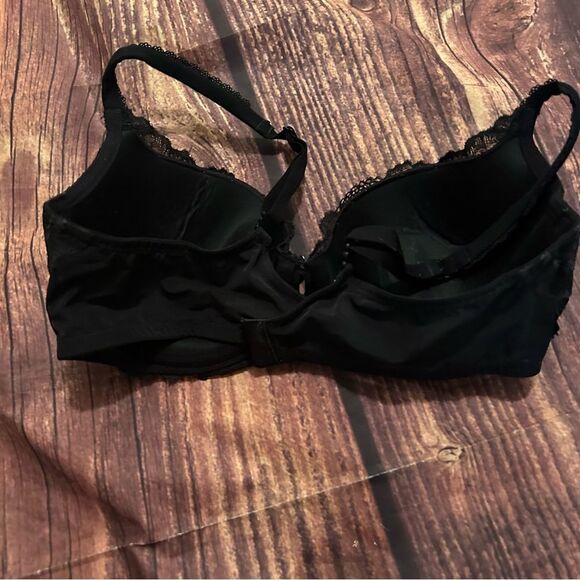 Women’s Victoria’s Secret Demi Lightly Lined Lace Black Bra - Picture 3 of 3
